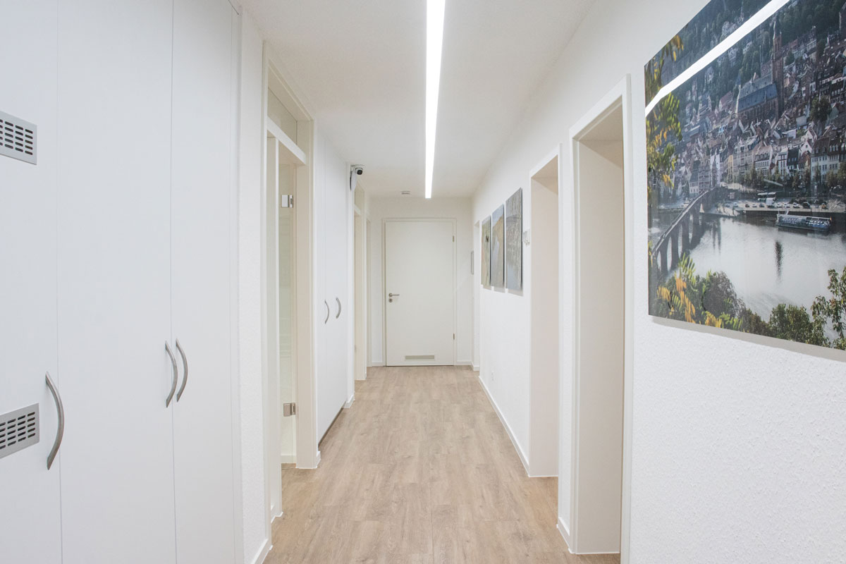 Zahnarzt Dr. Nils Gerhard in Kirchheim